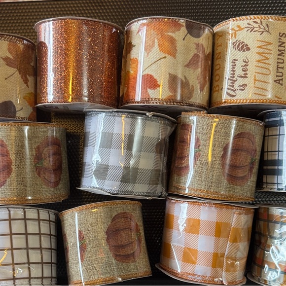 Brand New! Decorative Ribbon Set - Picture 4 of 5